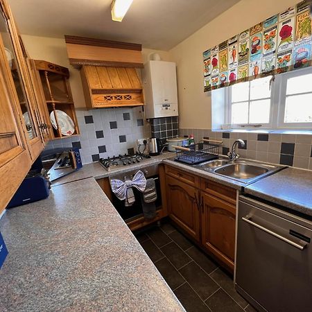 Hunston Mill Self Catering Dog Stay For Free 치체스터 외부 사진