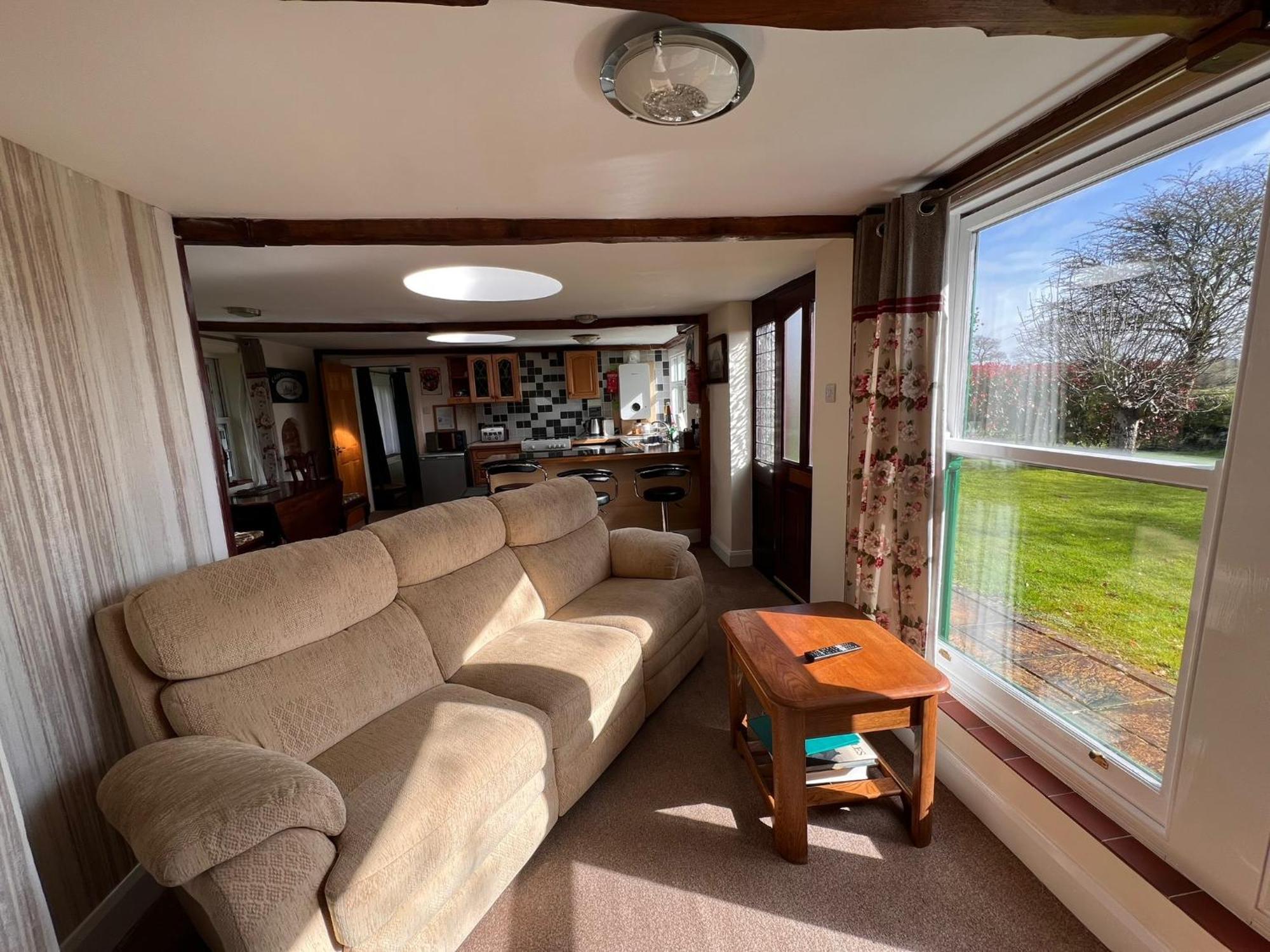 Hunston Mill Self Catering Dog Stay For Free 치체스터 외부 사진