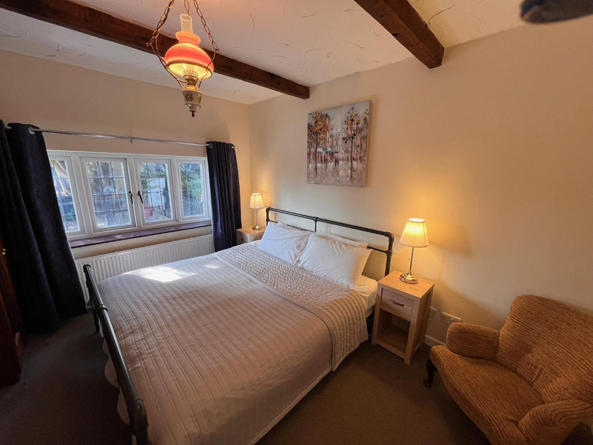 Hunston Mill Self Catering Dog Stay For Free 치체스터 외부 사진
