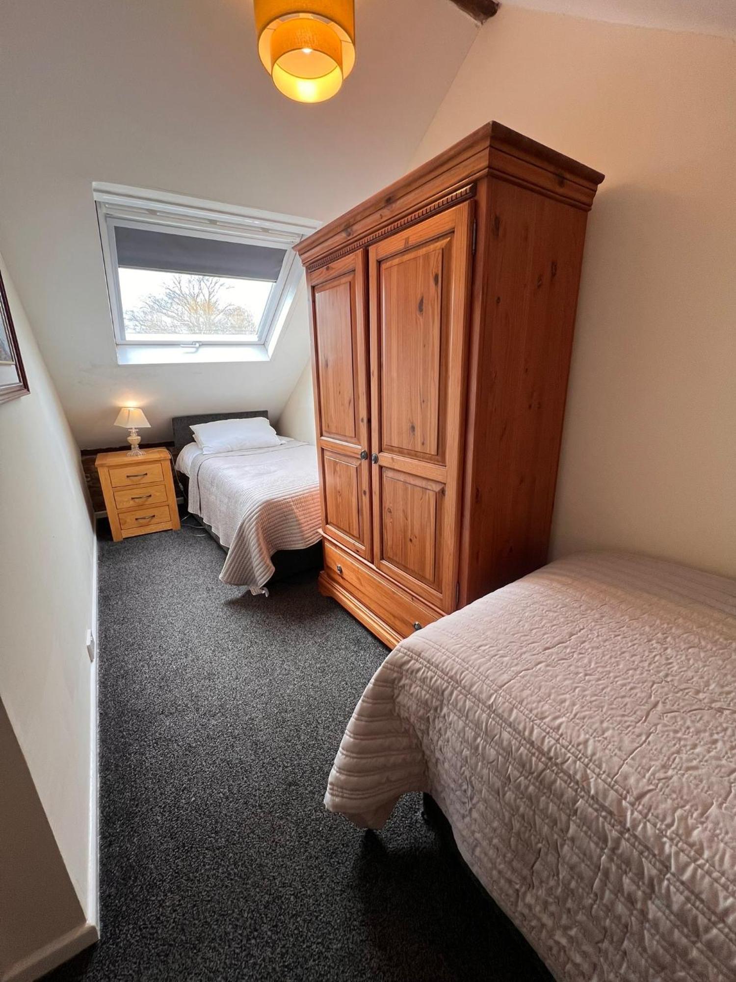 Hunston Mill Self Catering Dog Stay For Free 치체스터 외부 사진